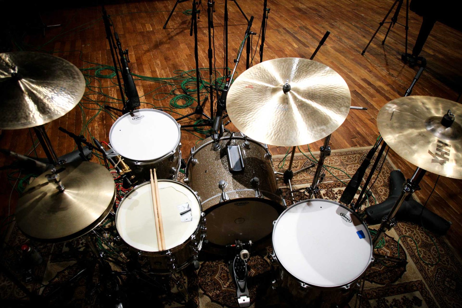 Méthodes pour equaliser et compresser votre batterie