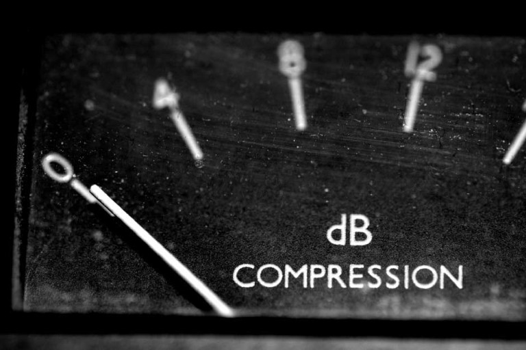 Compression audio : le guide complet du compresseur