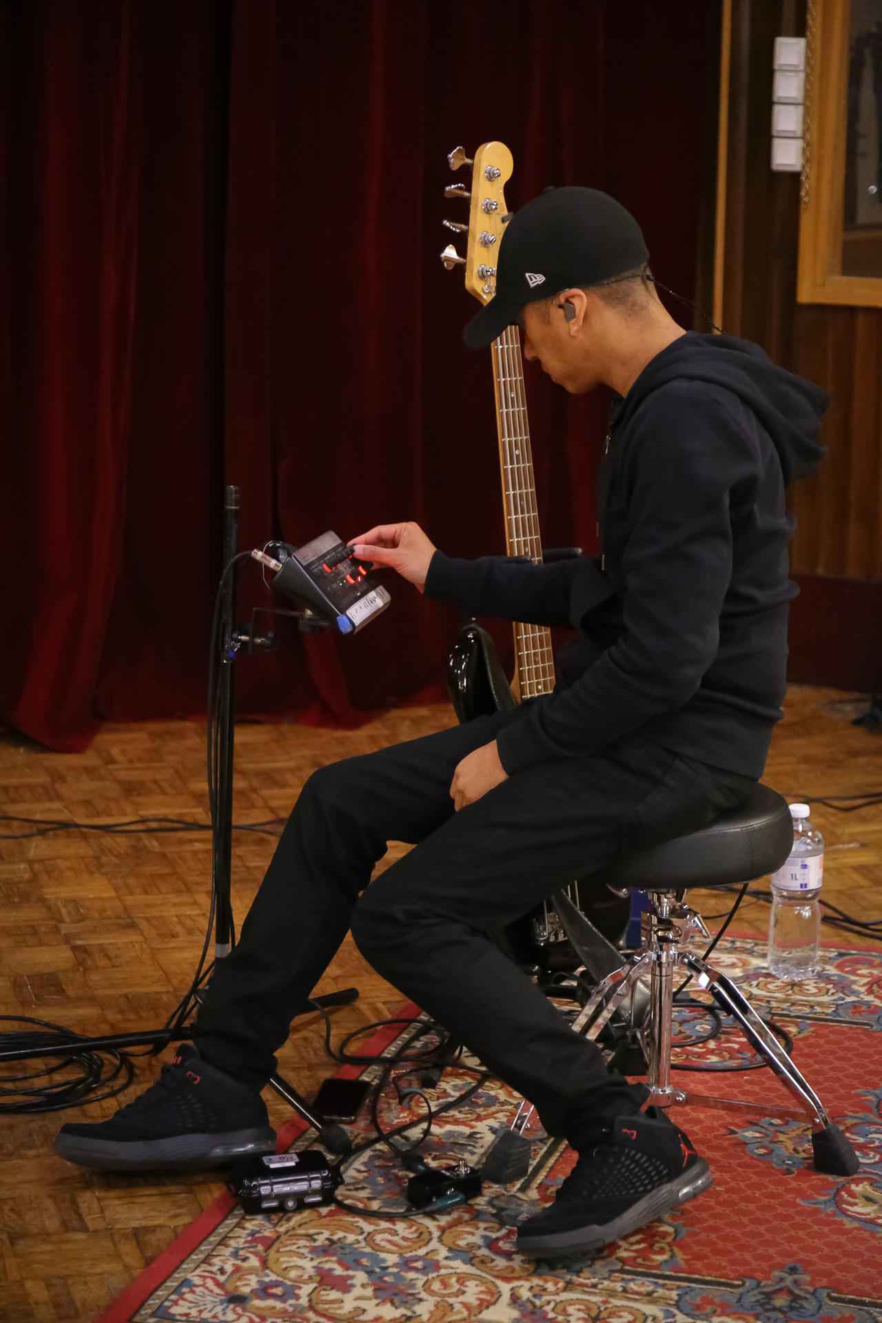 Chaque musicien pilote son propre mix. Idéal pour les sessions avec plusieurs instrumentistes en simultané.