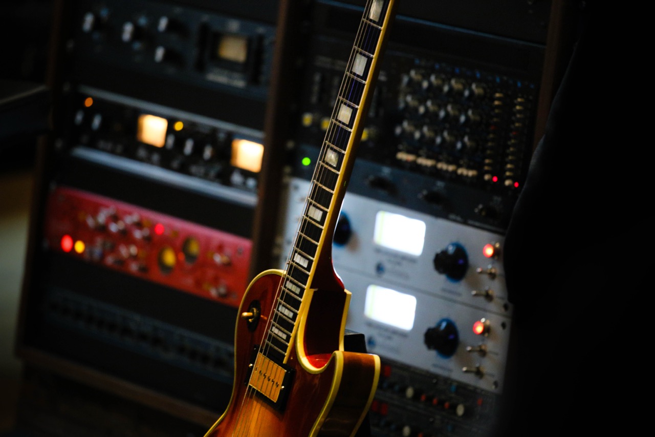 Enregistrer une guitare électrique en studio