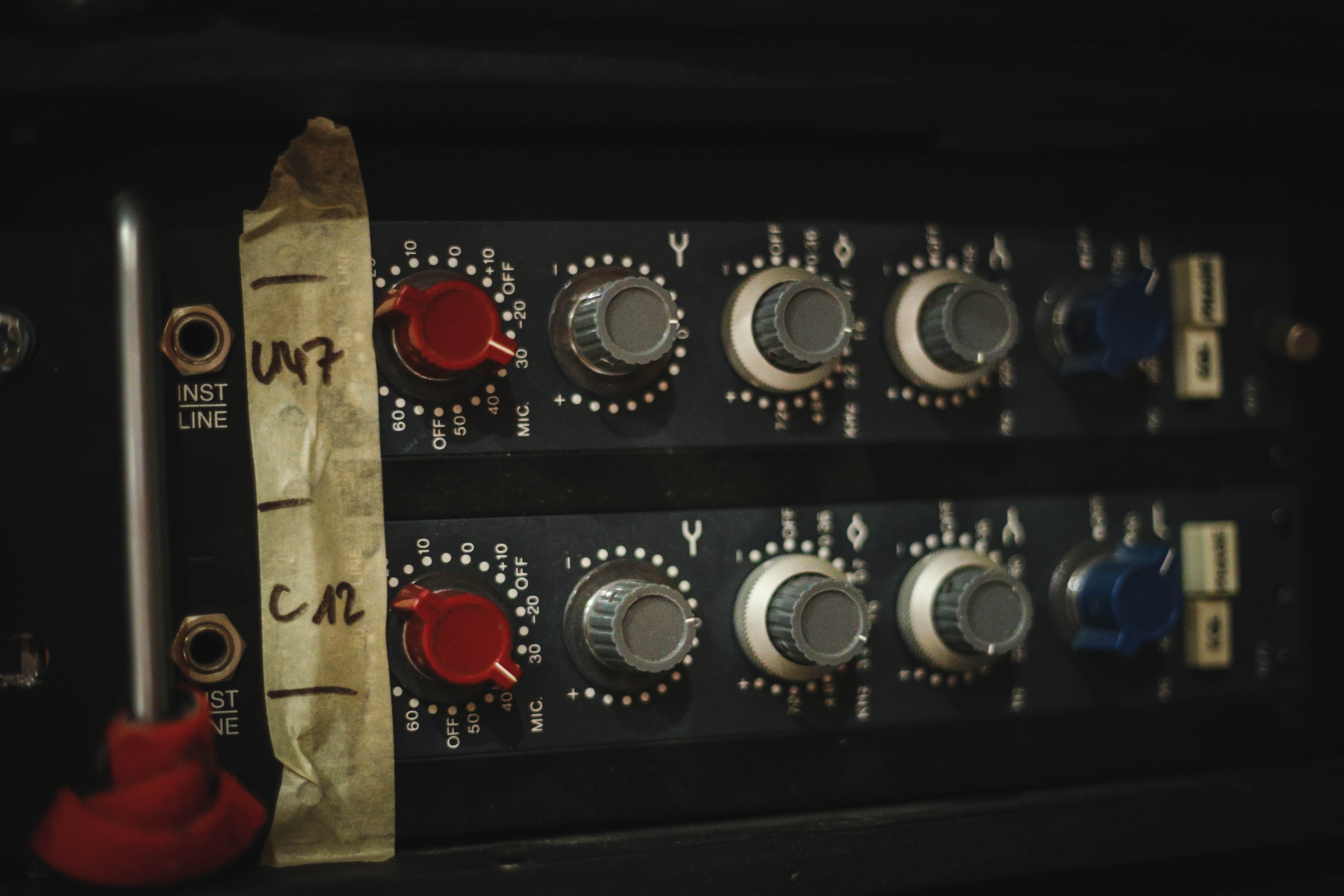 Séance de mixage en cabine
