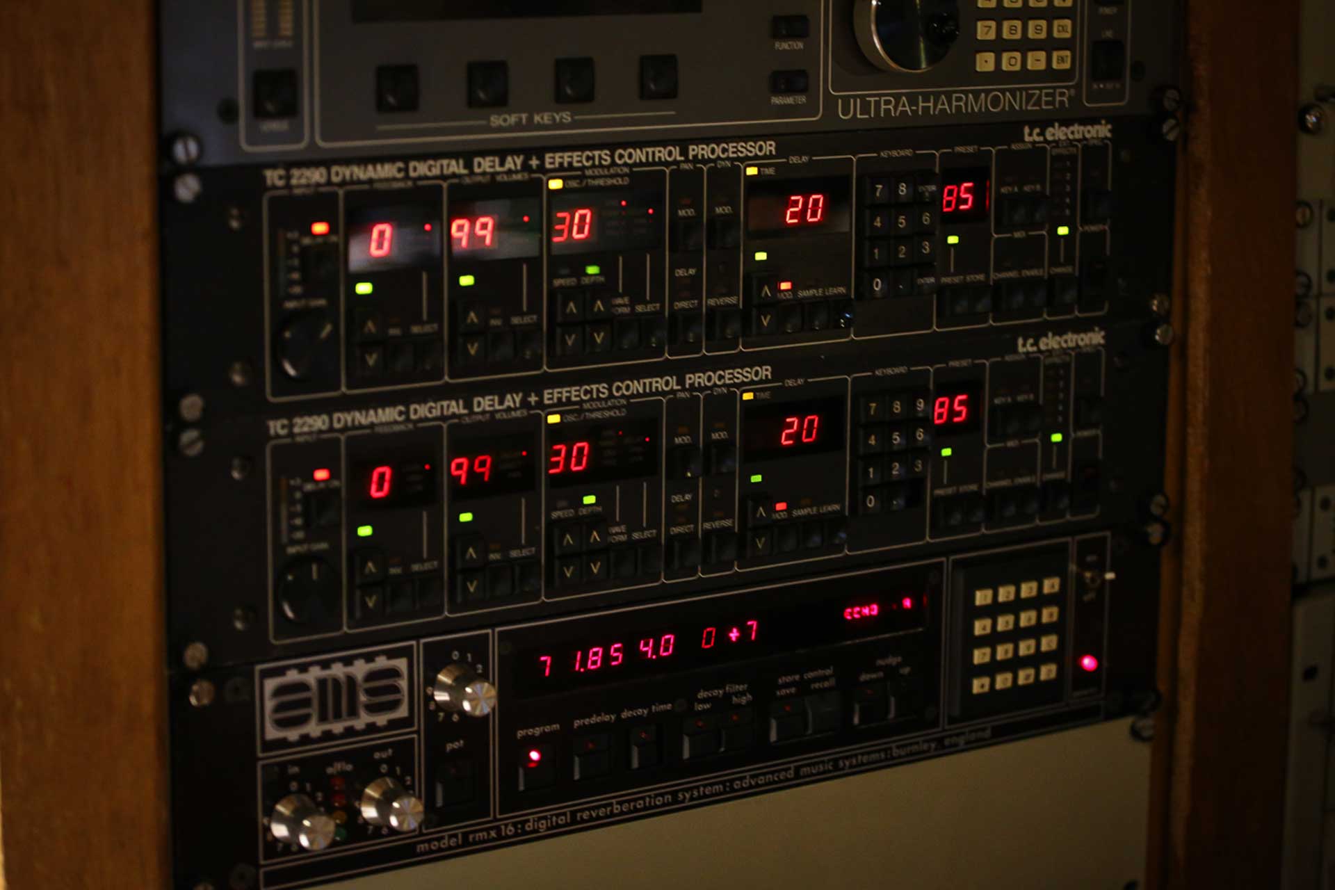 Delay TC2290 et AMS RMX16