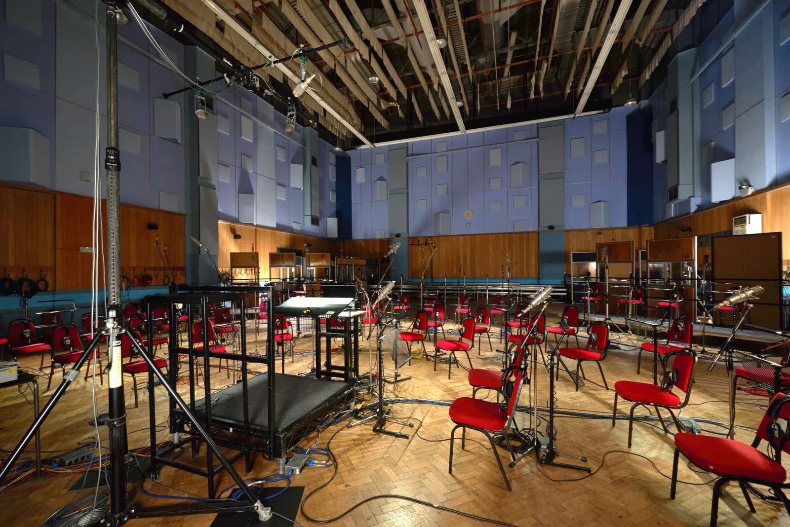 Studio 1 d'Abbey Road Londres avec arbre Decca Neumann M50